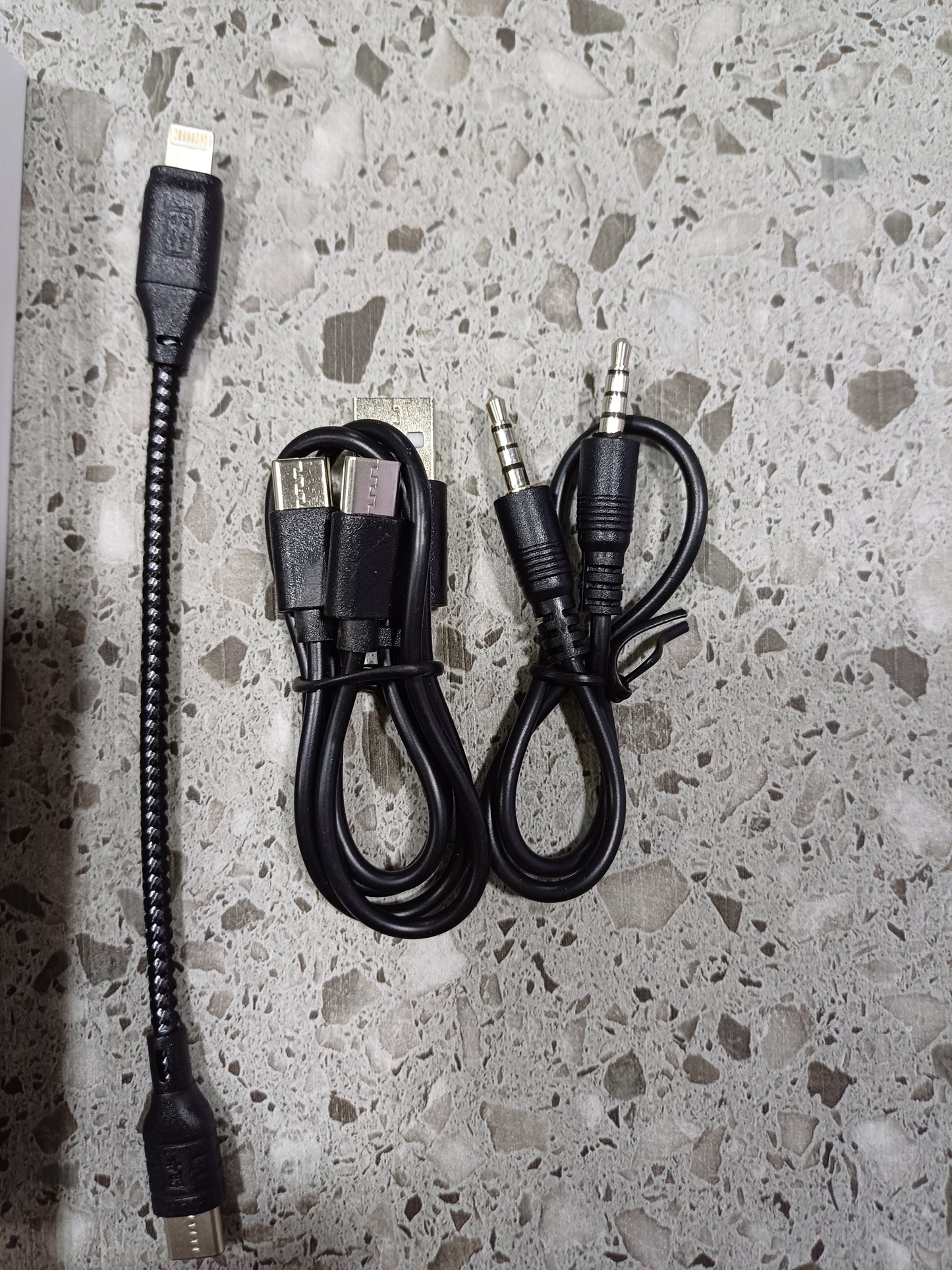 🎤 Micrófono Inalámbrico de Solapa SX9 – Doble Audio