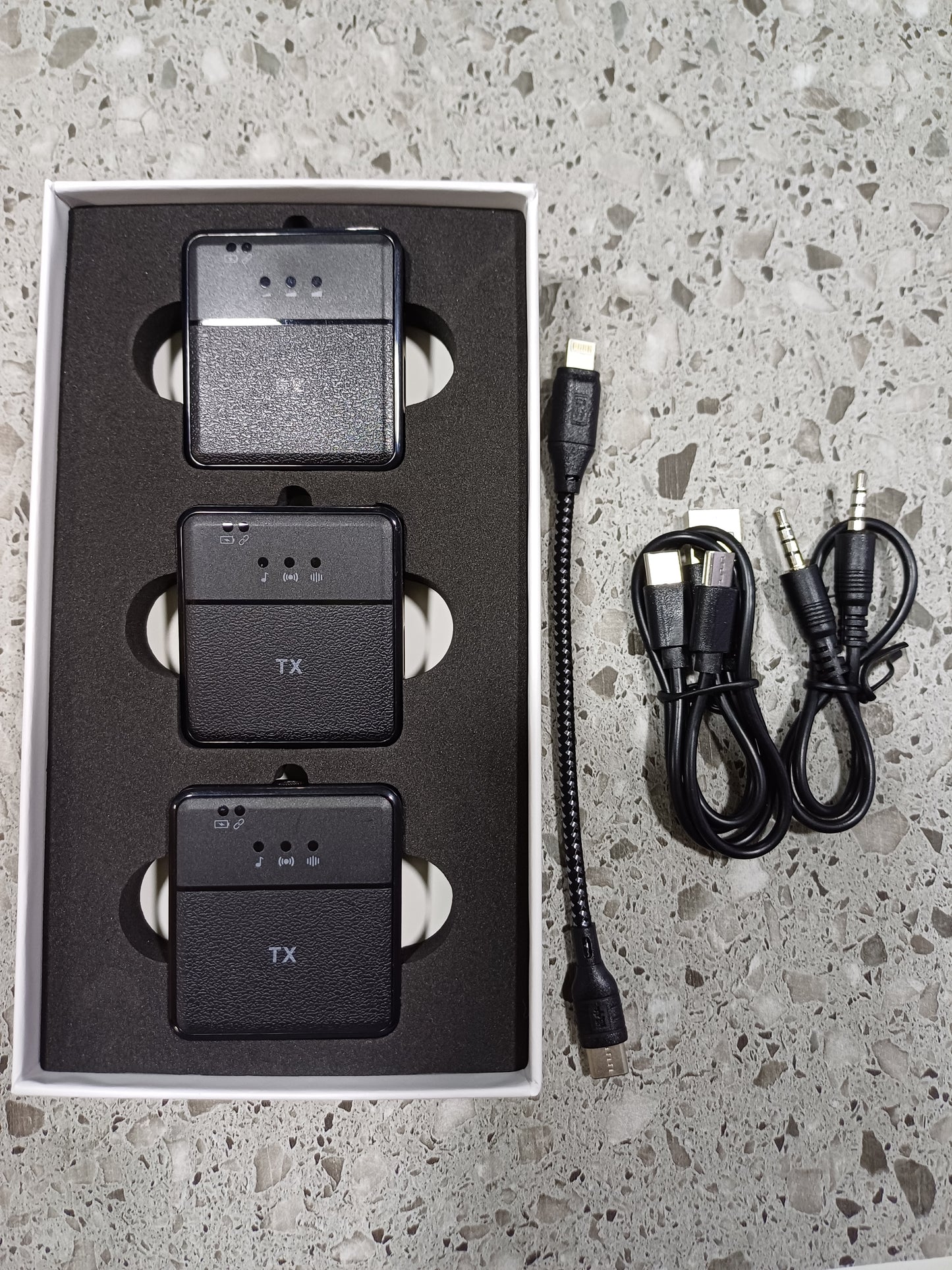 🎤 Micrófono Inalámbrico de Solapa SX9 – Doble Audio